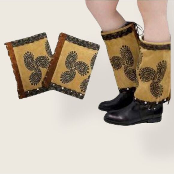 NWT Paisley Boot Covers Women's Western Rodeo Wear With Lace Trim and Pearls - Picture 8 of 8